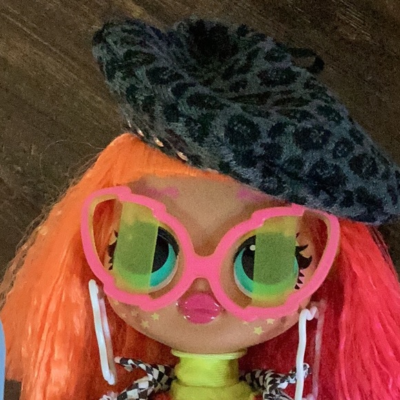 L.O.l O.M.G Doll Bundle Neonlicious, Candylicious And Winter Disco Dollie. - Picture 8 of 16